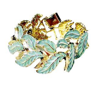 1950s 60s Vintage Mint Green Feather Or Leaves Design Link Metal Bracelet